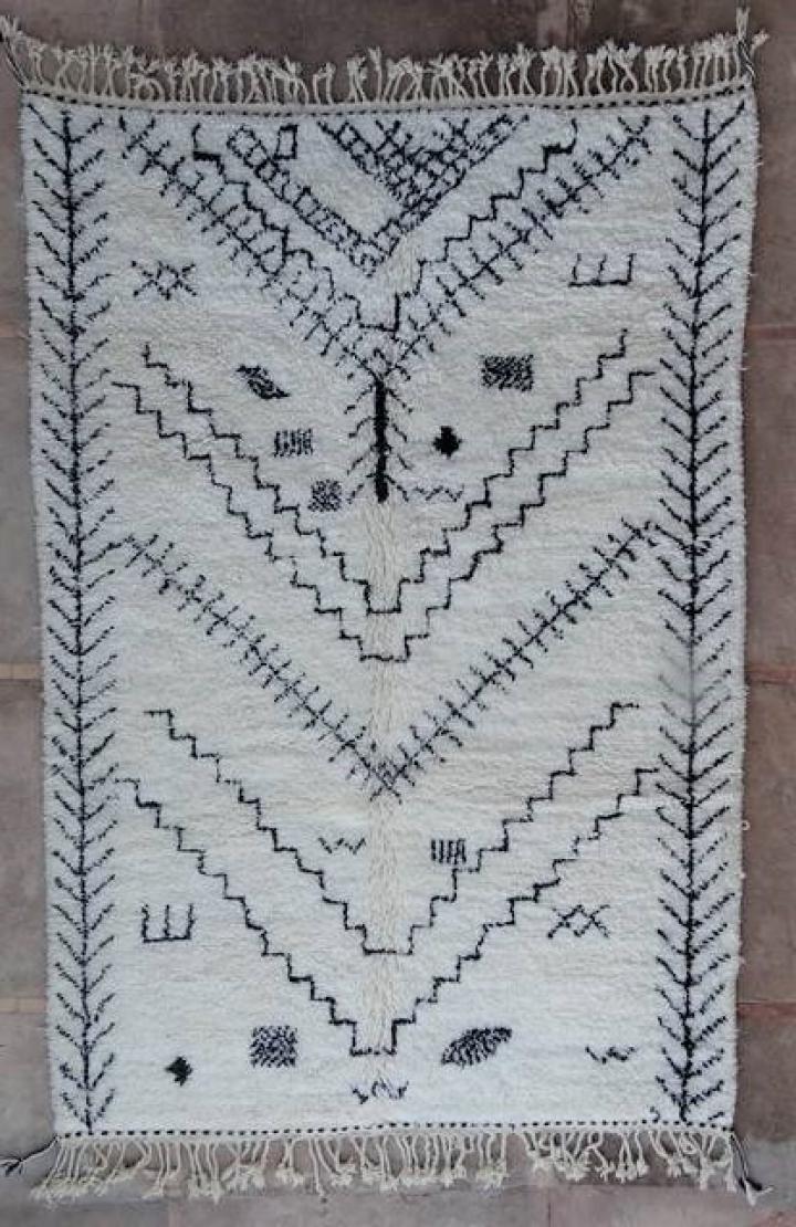 Berber living room rug #BO56329 from the Beni Ourain catalog