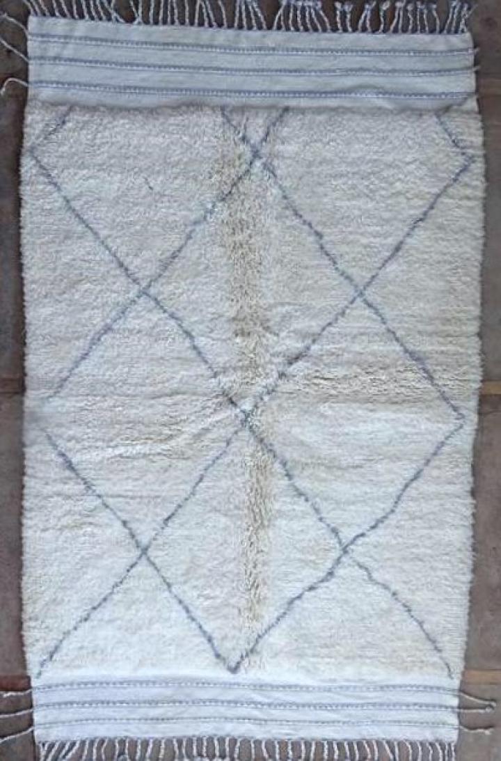 Berber living room rug #BO42326 from the Beni Ourain catalog