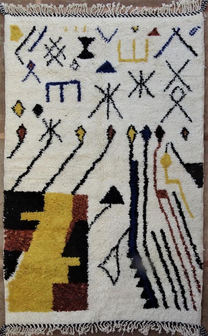 Berber living room rug #BO49130 type Beni Ourain and Boujaad with colors