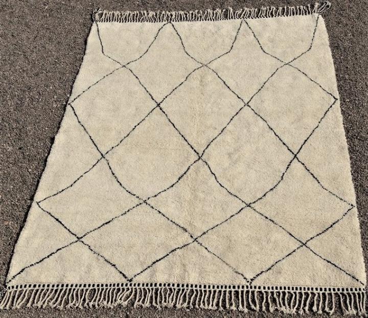 Berber living room rug #BO51098 type Beni Ourain Large sizes