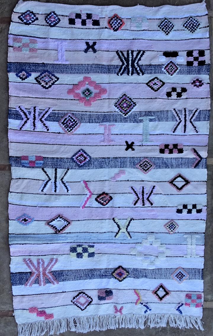 Berber rug #KM51227 from the Mixed Kilims catalog