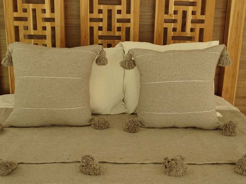 Cotton cushions and pompons #Pair of cushions with pompons  REF PI1