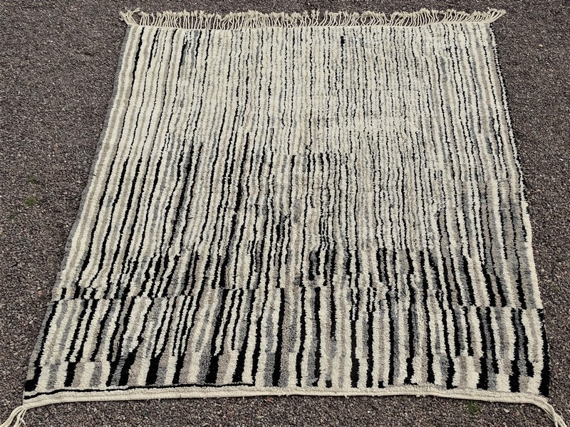 Berber living room rug #BO52001 type Beni Ourain Large sizes