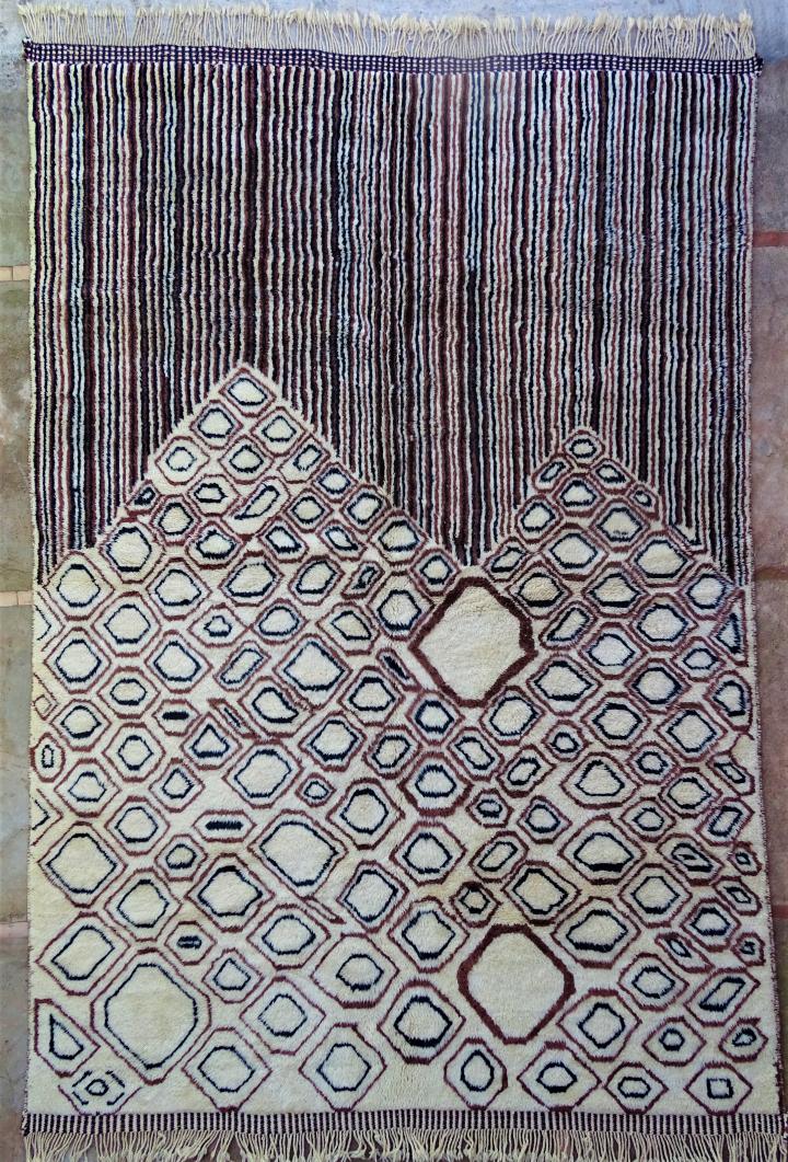 Tapis de salon berbère #MR52020 de type tapis Beni ouarain couleurs