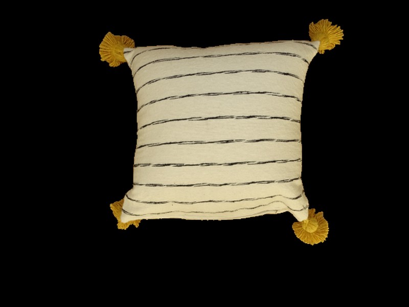  Coussins coton et pompons #Cushion with pompons  REF RC 2