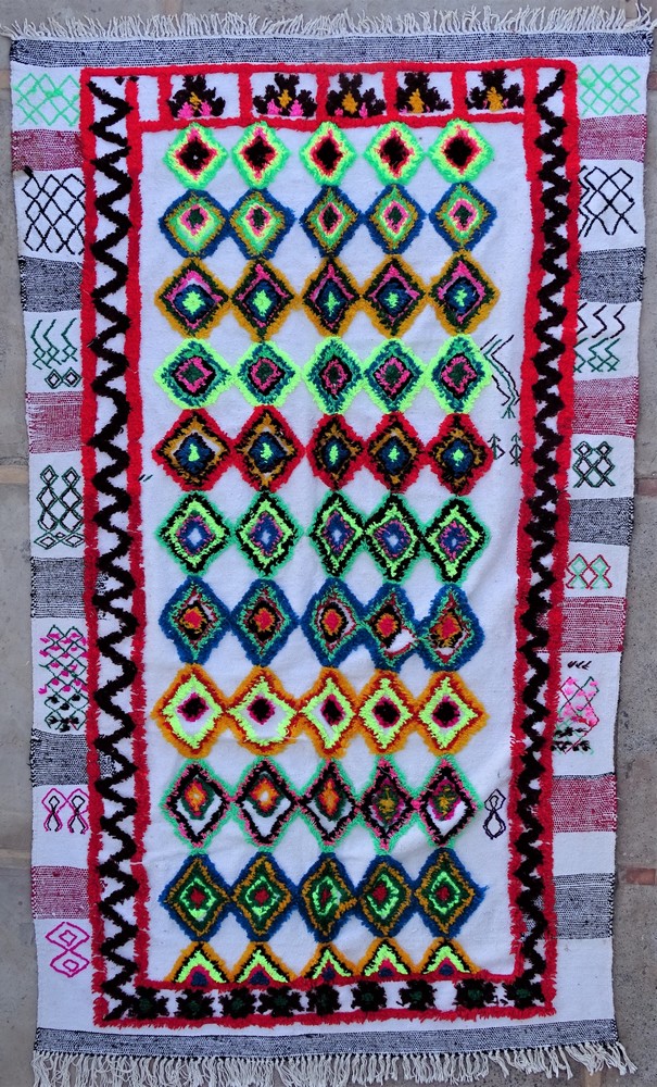 Berber tapijt #KLM55050  Azilal voor woonkamer van de categorie Gemengde Kelims