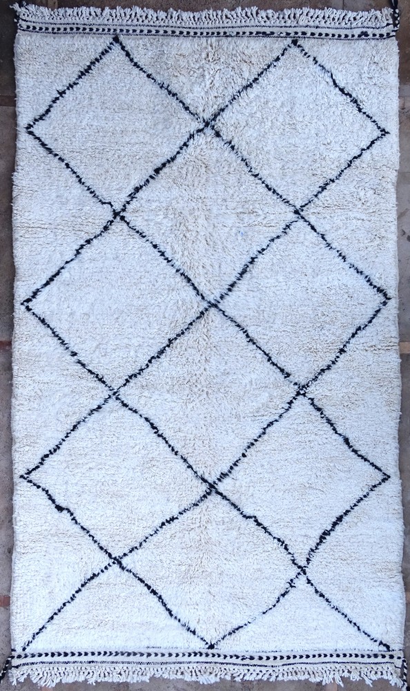 Berber rug #BO56028 for living room from the Beni Ourain category