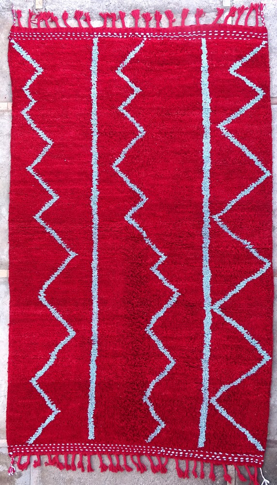 Berber tæppe #BOZ56037 til stue fra boujad og tæpper med farvet uld kategorien