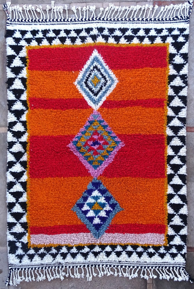 Berber tapijt #BO56065 van de categorie Beni Ourain en Boujaad berber vloerkleden met kleuren