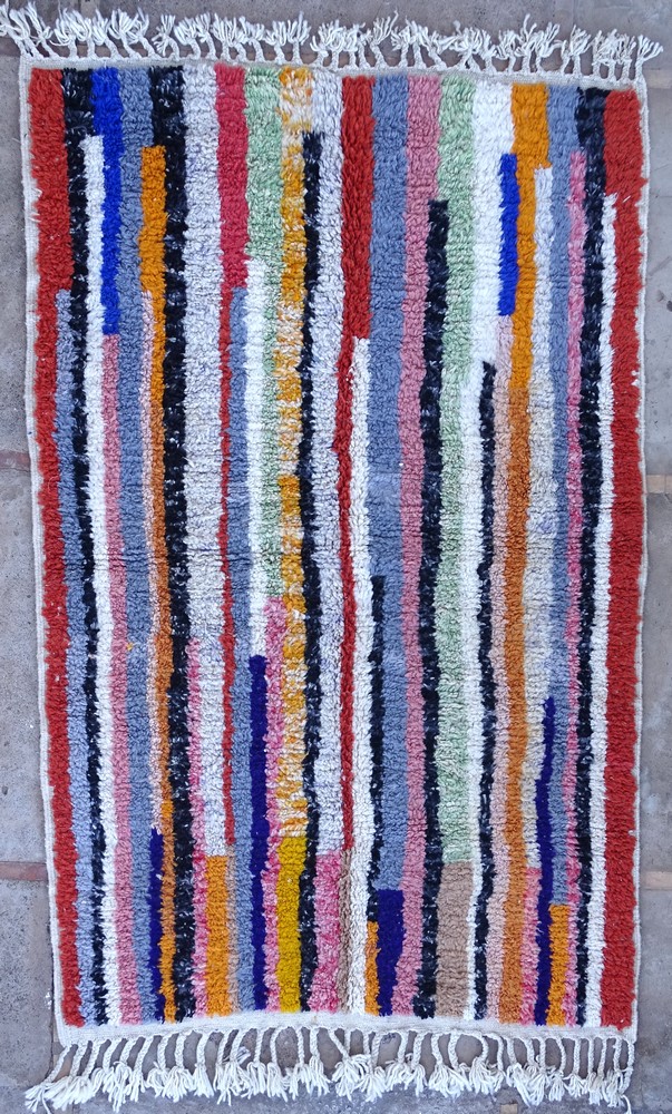 Berber tapijt #BO56089 van de categorie Beni Ourain en Boujaad berber vloerkleden met kleuren