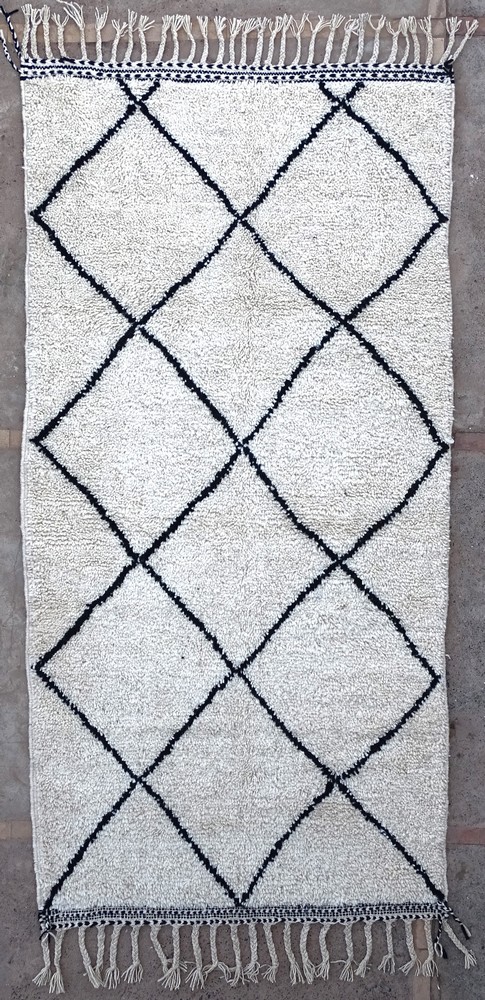 Berber tapijt #BO58021 van de categorie Moderne Beni ourain vloerkleden