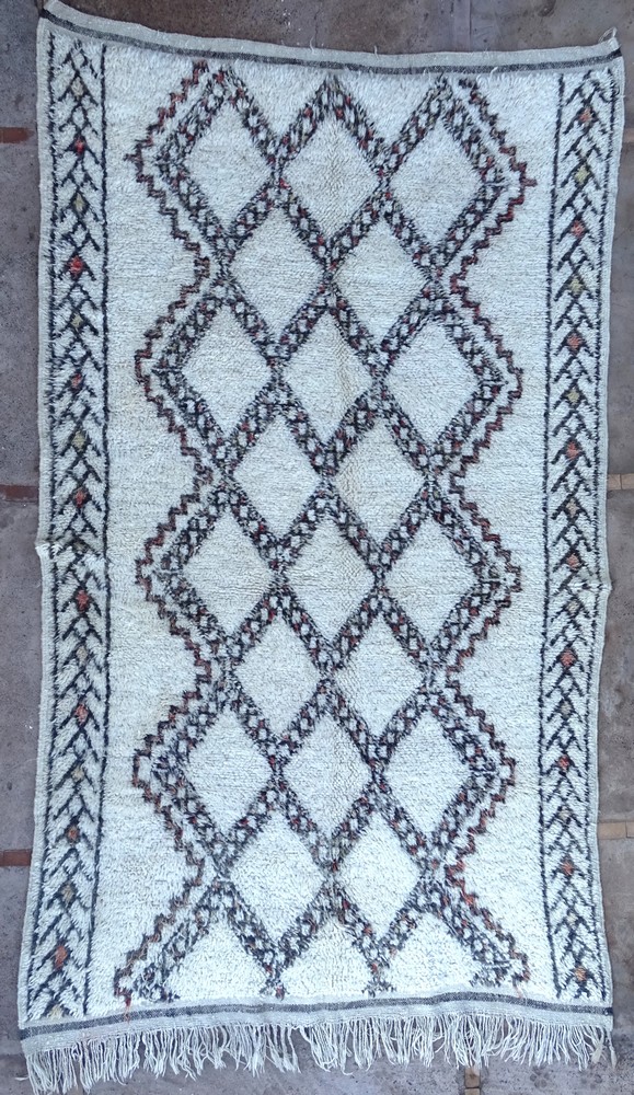 Antique and vintage beni ourain and moroccan rugs #BOA58055