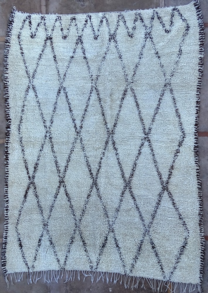 Berber Antique and vintage beni ourain and moroccan rugs #BOA58059