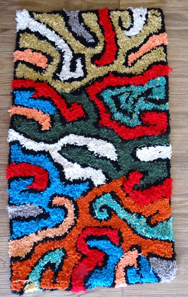 Berber rug #ZK59228 type Boucherouite Medium and Small