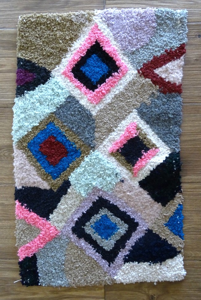 Berber rug #ZK59233 type Boucherouite Medium and Small