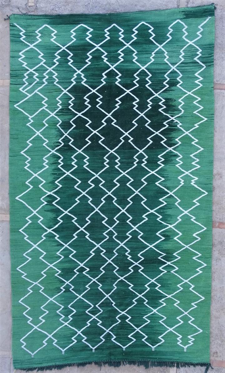 Berber rug #BO59029  520 € for living room from the Beni Ourain and Boujaad with colors category