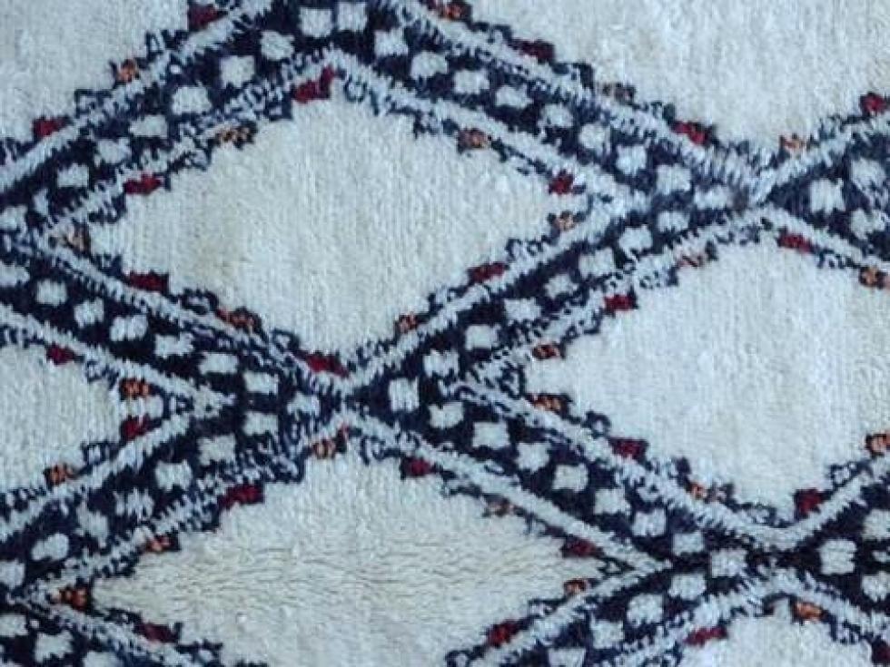 Berber rug  Antique and vintage beni ourain and moroccan rugs #BOA56343